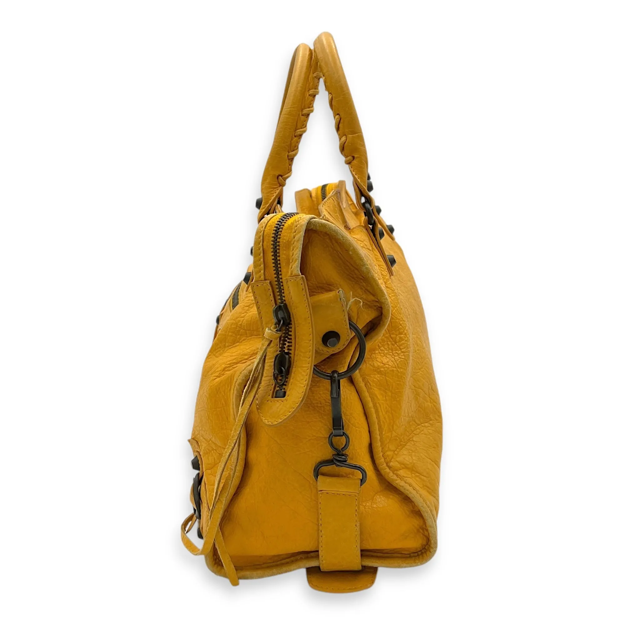 City Top handle bag in Distressed leather, Antique Brass Hardware
