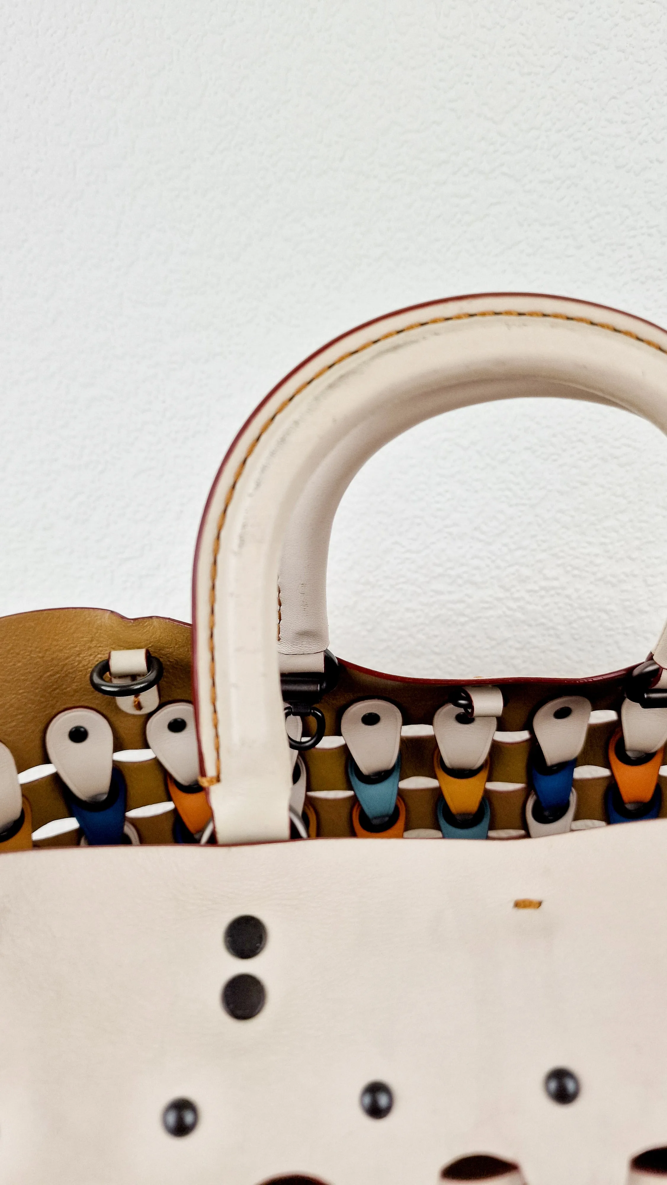 Coach 1941 Rogue Tote Bag With Links in Chalk Smooth Leather Blue, Yellow Colorblock Handbag Coach 10496
