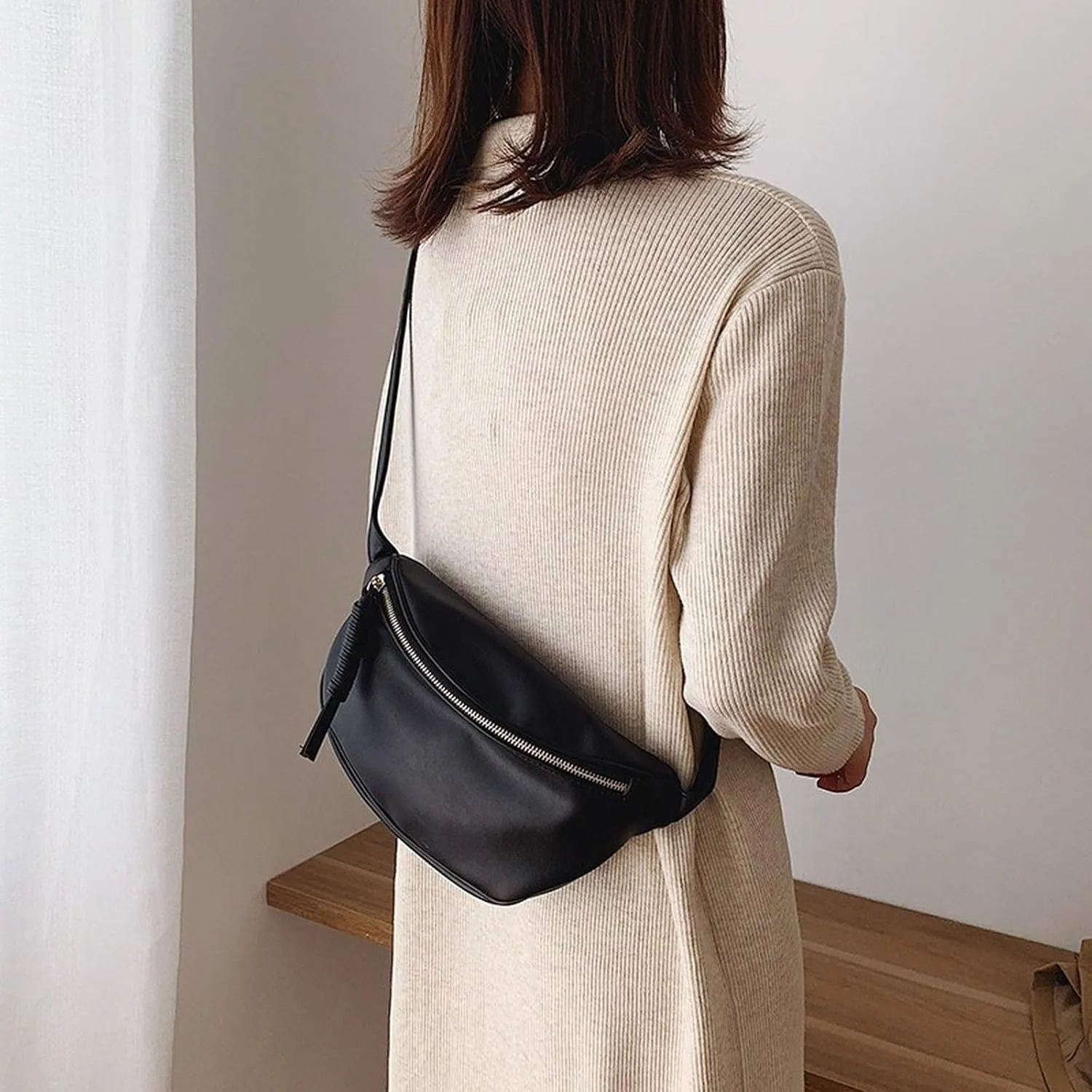 Fashion Women Waist Bag Fanny Pack Large Capacity Crossbody Chest Bags Banana Pack PU Leather Ladies Belt Bag Waist Pack